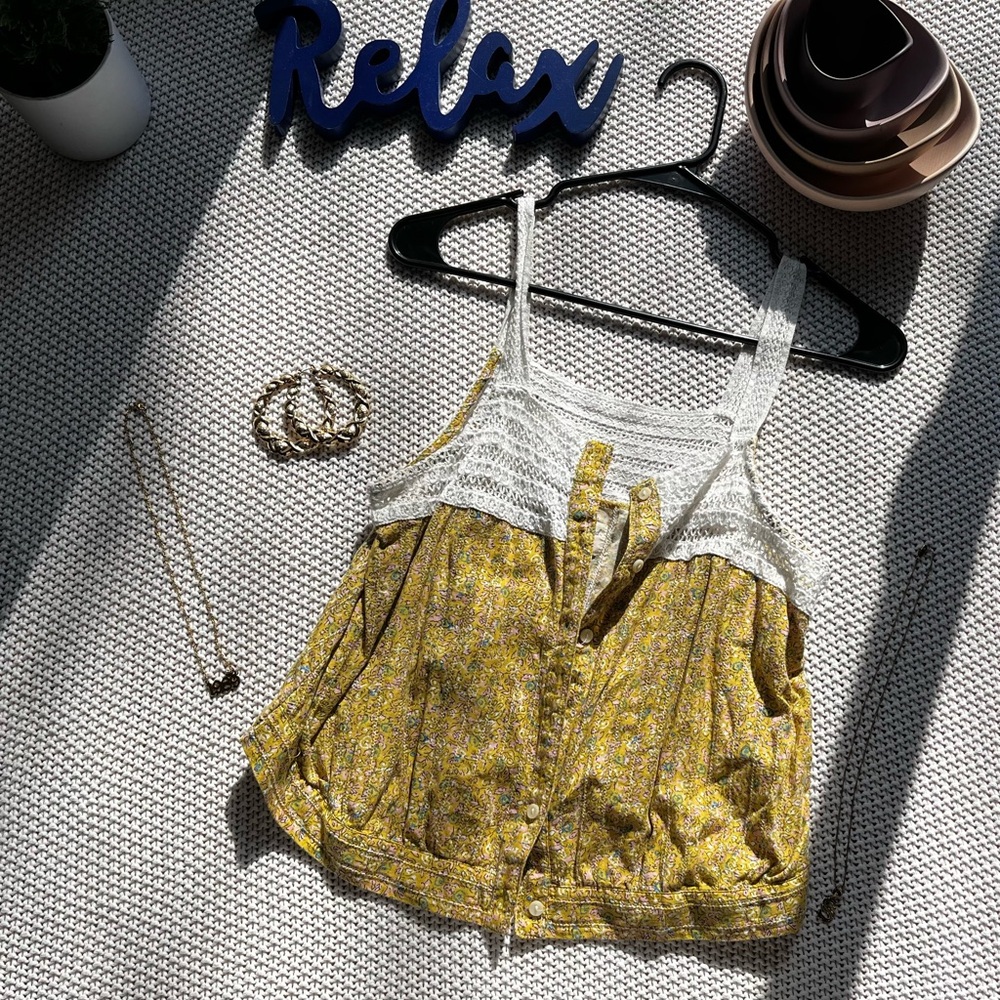 Super cute yellow, button down, knitted crop top.